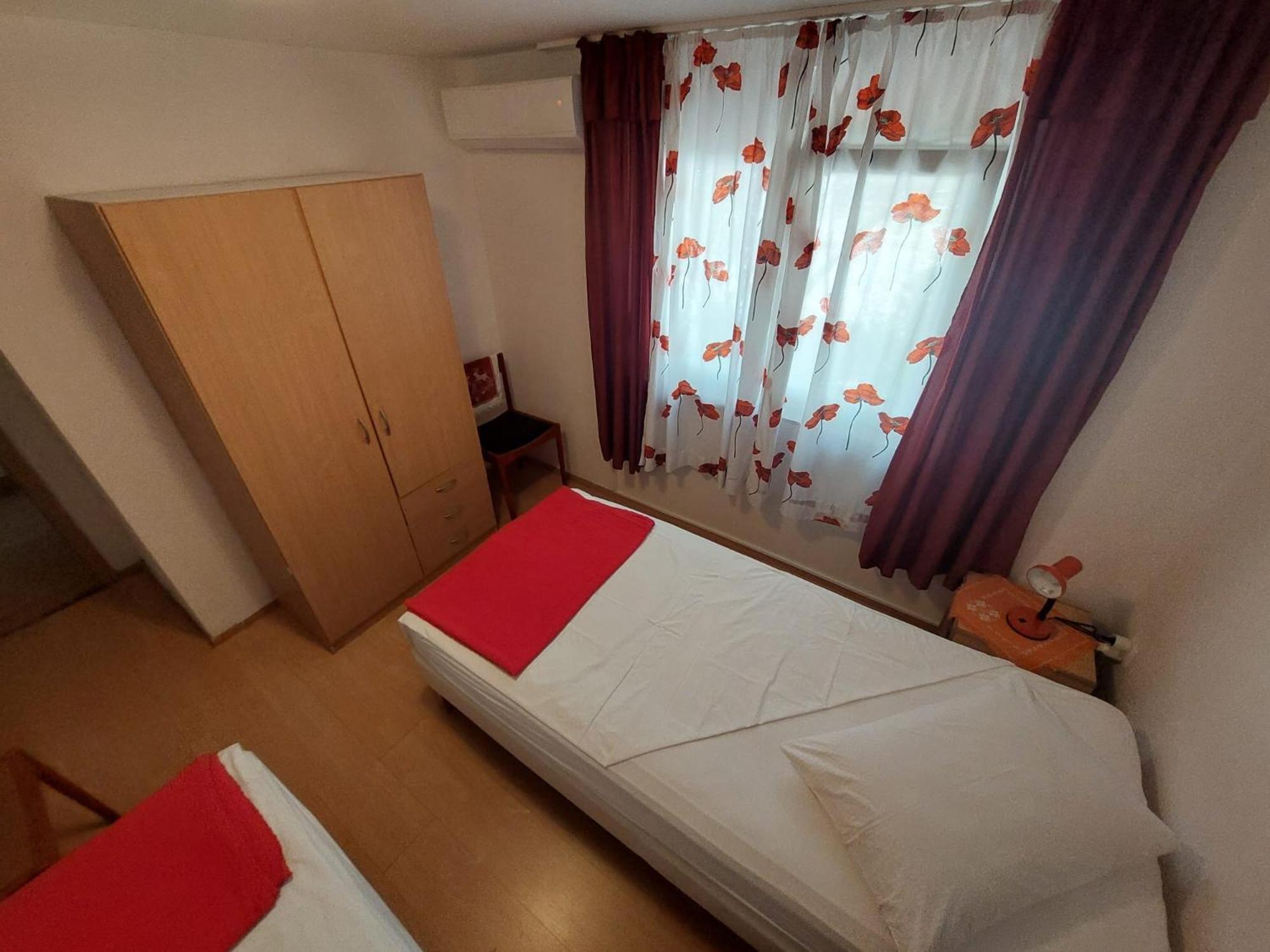 Holiday Home Zeljana Kaprije Eksteriør bilde